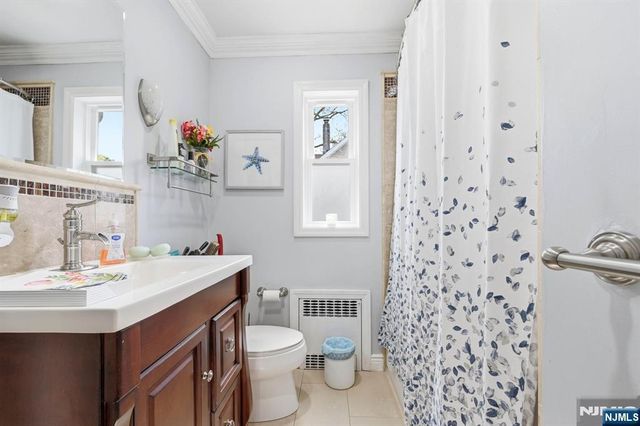 404 Prospect Avenue, Oradell, NJ 07649