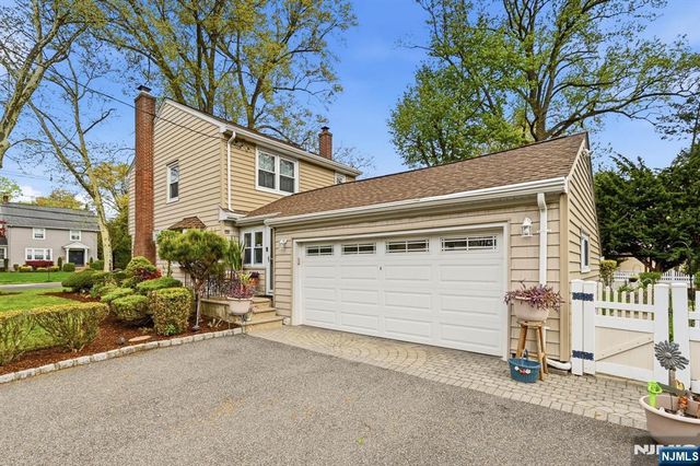 404 Prospect Avenue, Oradell, NJ 07649