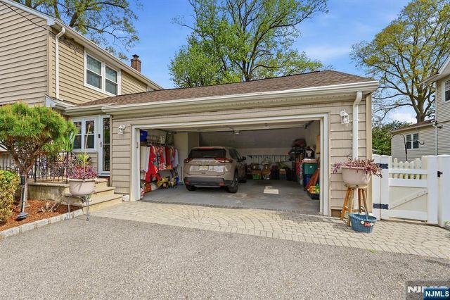 404 Prospect Avenue, Oradell, NJ 07649