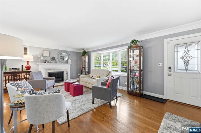 404 Prospect Avenue, Oradell, NJ 07649