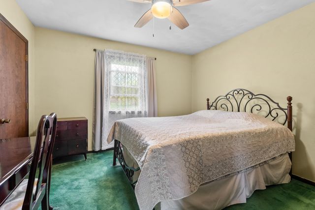 220 Mary Street, Plainwell, MI 49080