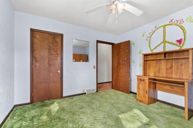 220 Mary Street, Plainwell, MI 49080