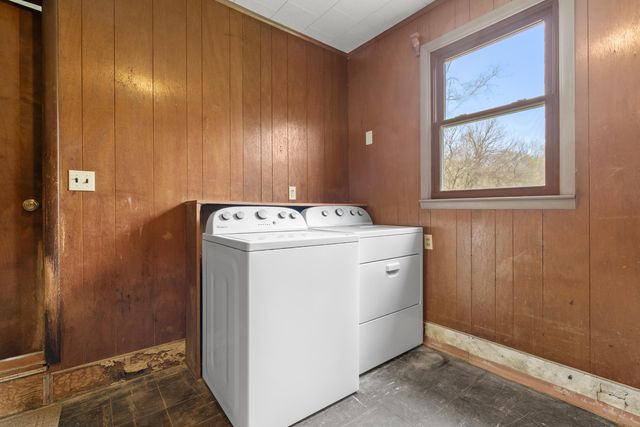 220 Mary Street, Plainwell, MI 49080