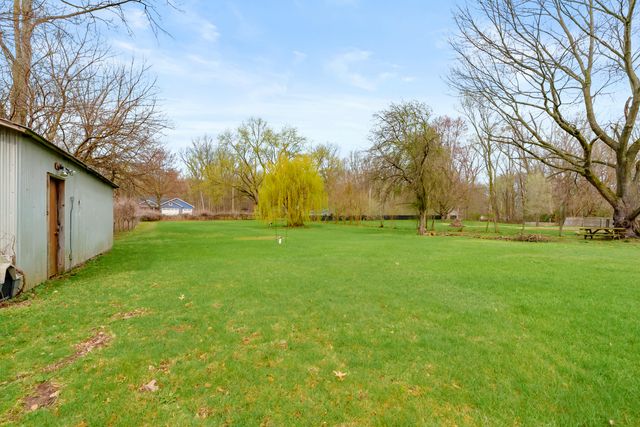 220 Mary Street, Plainwell, MI 49080