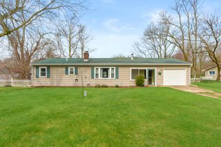 220 Mary Street, Plainwell, MI 49080