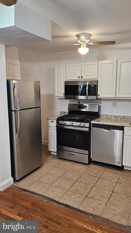 4213 HILDRETH ST SE, Washington, DC 20019