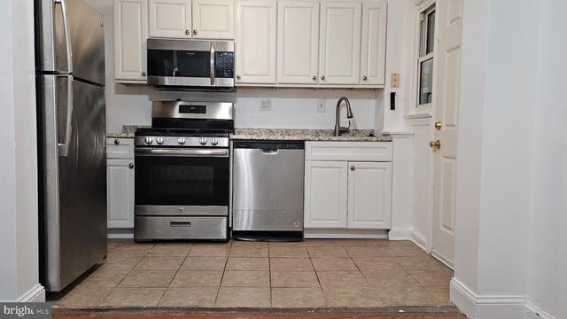 4213 HILDRETH ST SE, Washington, DC 20019