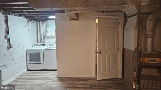 4213 HILDRETH ST SE, Washington, DC 20019