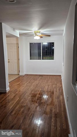 4213 HILDRETH ST SE, Washington, DC 20019