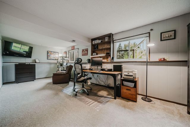 8563 Seabright Drive, Powell, OH 43065