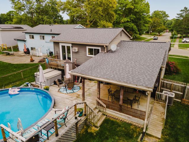 8563 Seabright Drive, Powell, OH 43065
