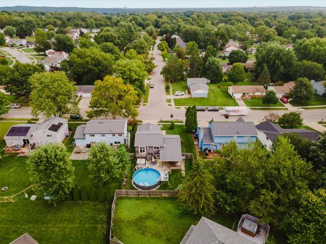8563 Seabright Drive, Powell, OH 43065