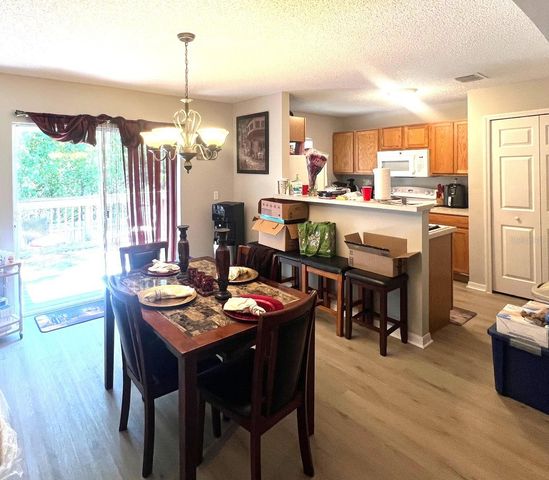 4617 ASHBURN SQUARE DRIVE, Tampa, FL 33610