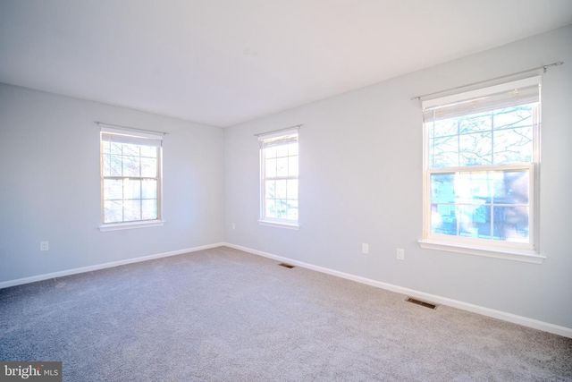 9 OAKSIDE LN, Indian Head, MD 20640