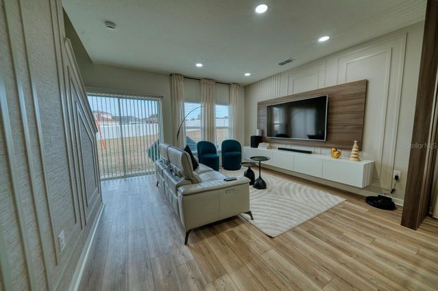 1568 MIRABELLA CIRCLE, Davenport, FL 33897
