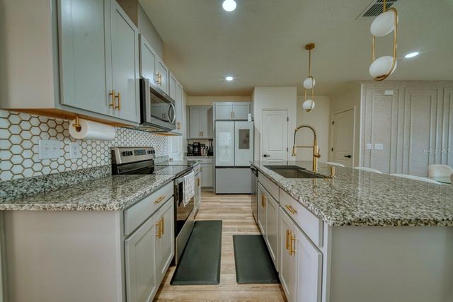 1568 MIRABELLA CIRCLE, Davenport, FL 33897