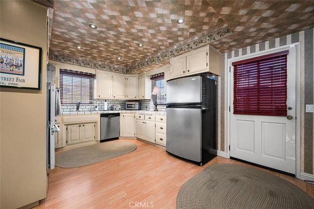 10253 Hopeland Avenue, Downey, CA 90241