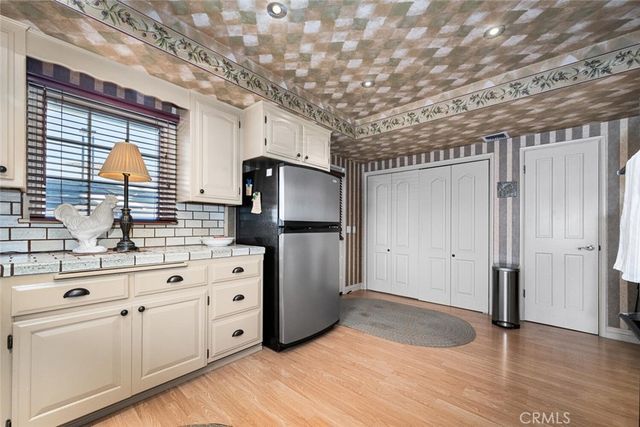 10253 Hopeland Avenue, Downey, CA 90241