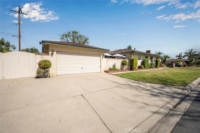 10253 Hopeland Avenue, Downey, CA 90241