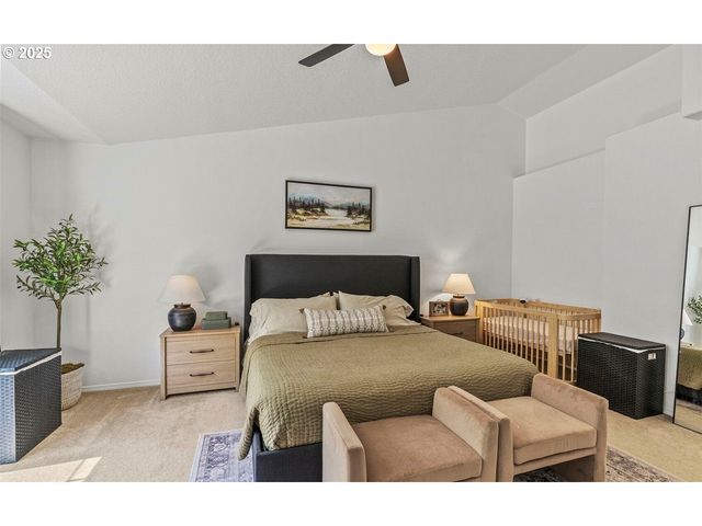 208 SALMONBERRY Ln, Longview, WA 98632