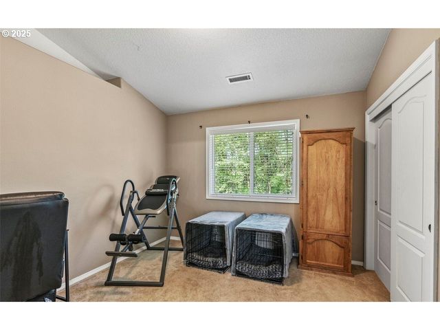 208 SALMONBERRY Ln, Longview, WA 98632