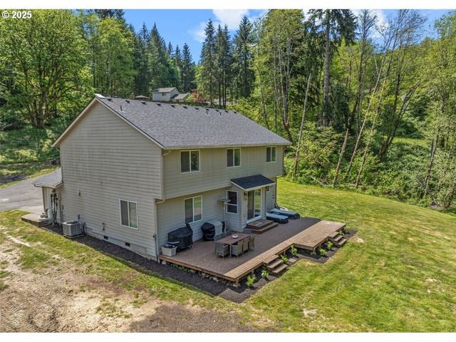 208 SALMONBERRY Ln, Longview, WA 98632