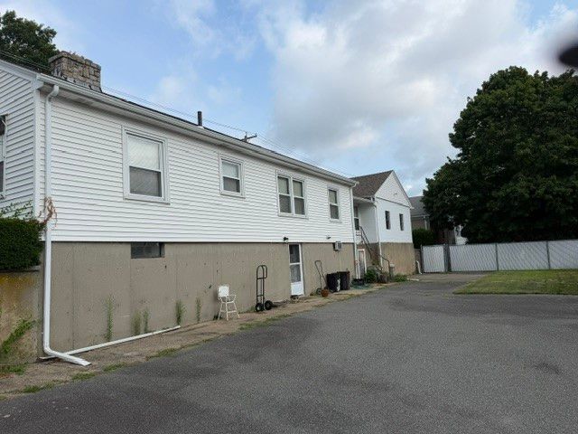 200 Budlong Road, Cranston, RI 02920