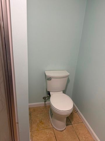 200 Budlong Road, Cranston, RI 02920