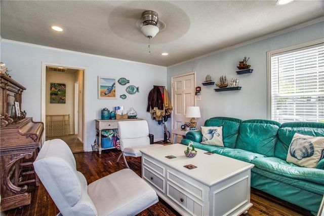 3213 Forest Park Boulevard, Fort Worth, TX 76110