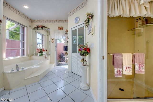 2105 SW 53rd TER, Cape Coral, FL 33914