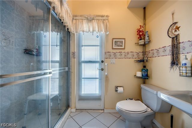 2105 SW 53rd TER, Cape Coral, FL 33914