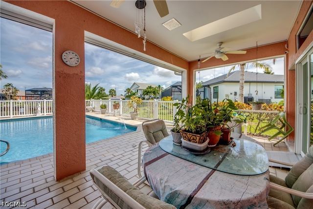 2105 SW 53rd TER, Cape Coral, FL 33914