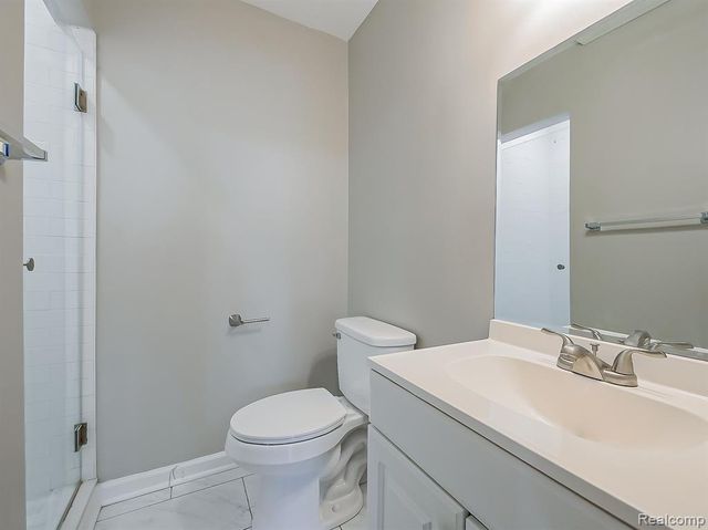 21520 Concord Court, Southfield, MI 48076