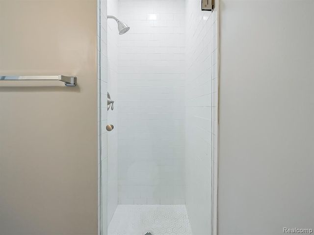 21520 Concord Court, Southfield, MI 48076