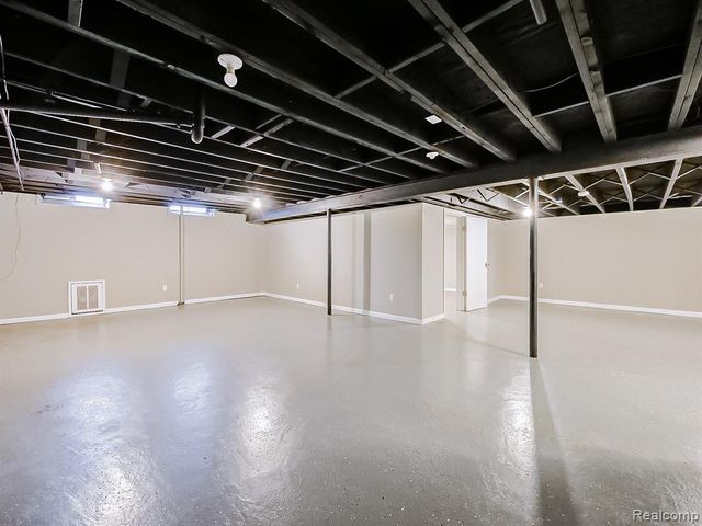 21520 Concord Court, Southfield, MI 48076