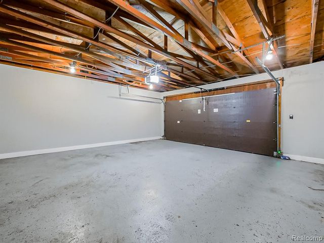 21520 Concord Court, Southfield, MI 48076