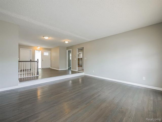 21520 Concord Court, Southfield, MI 48076