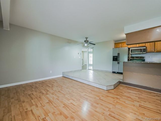 21520 Concord Court, Southfield, MI 48076