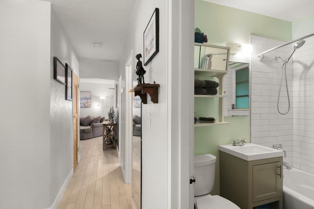 5606 Hobart Avenue, West Palm Beach, FL 33405