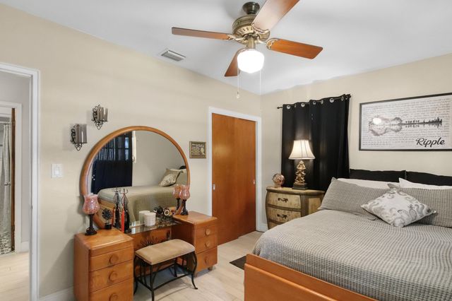 5606 Hobart Avenue, West Palm Beach, FL 33405