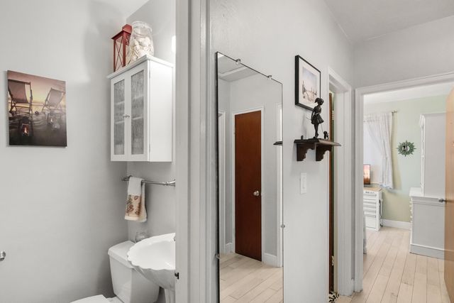 5606 Hobart Avenue, West Palm Beach, FL 33405