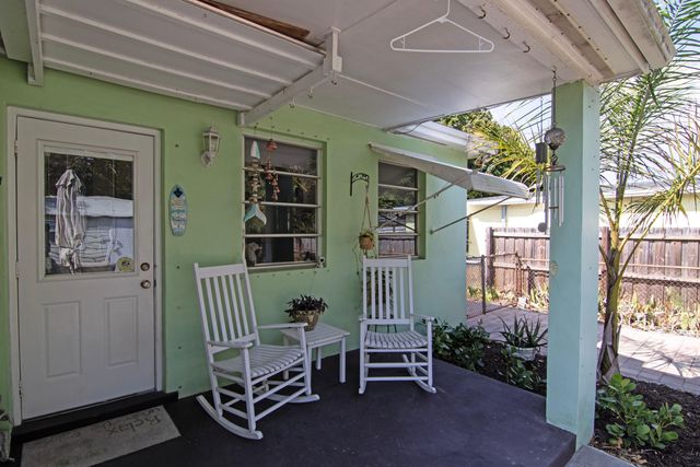 5606 Hobart Avenue, West Palm Beach, FL 33405