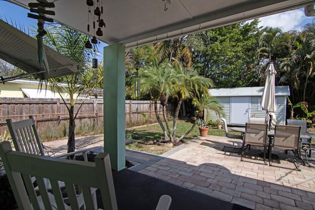 5606 Hobart Avenue, West Palm Beach, FL 33405