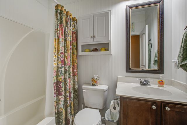 184 Columns Road, Summerville, SC 29483