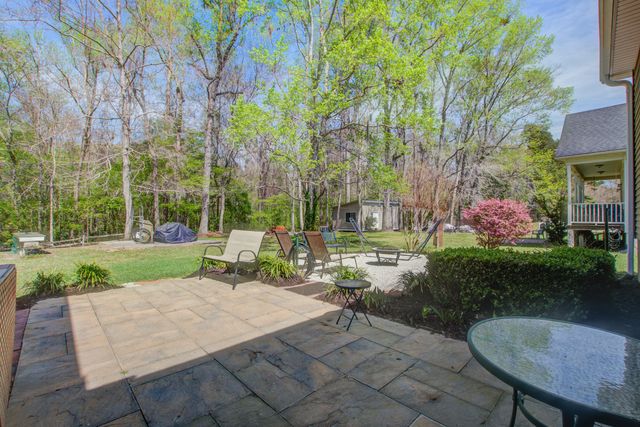 184 Columns Road, Summerville, SC 29483