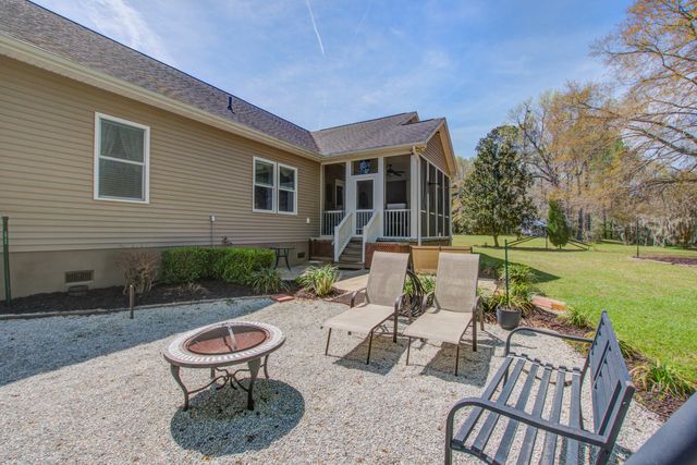 184 Columns Road, Summerville, SC 29483