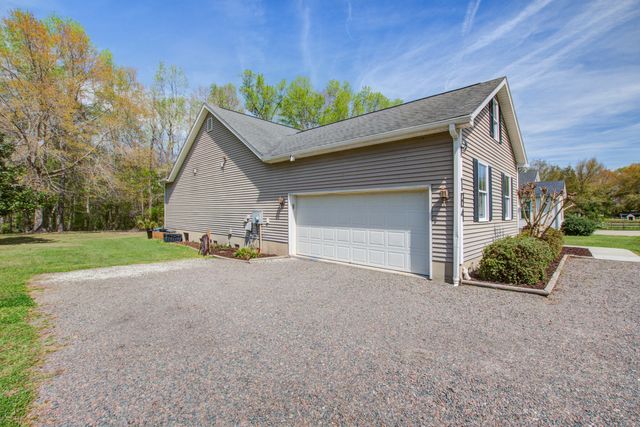 184 Columns Road, Summerville, SC 29483