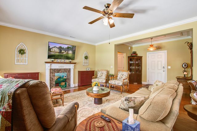 184 Columns Road, Summerville, SC 29483