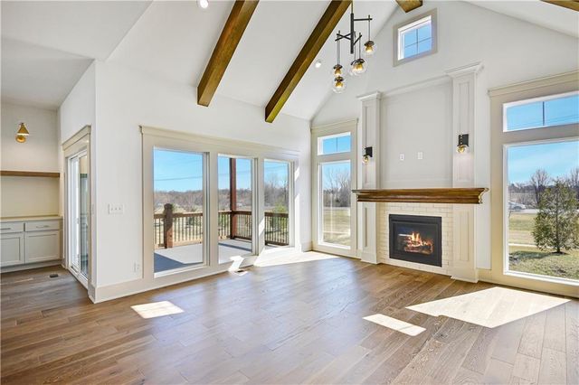 13431 W 174th Terrace, Overland Park, KS 66221