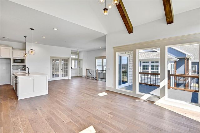 13431 W 174th Terrace, Overland Park, KS 66221